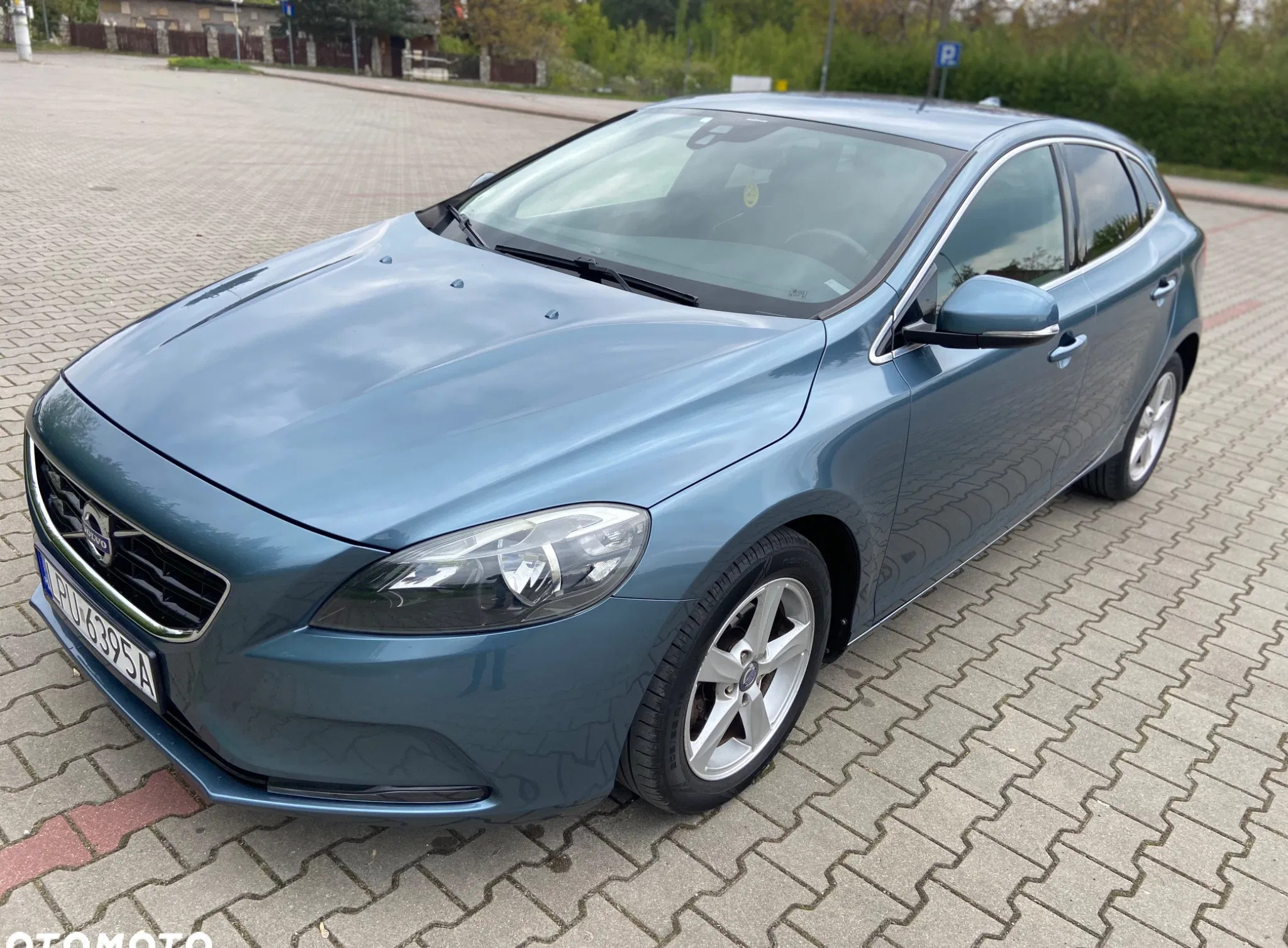 volvo v40 lubelskie Volvo V40 cena 34300 przebieg: 236500, rok produkcji 2012 z Puławy